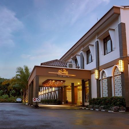 Multazam Hotel Solo المظهر الخارجي الصورة