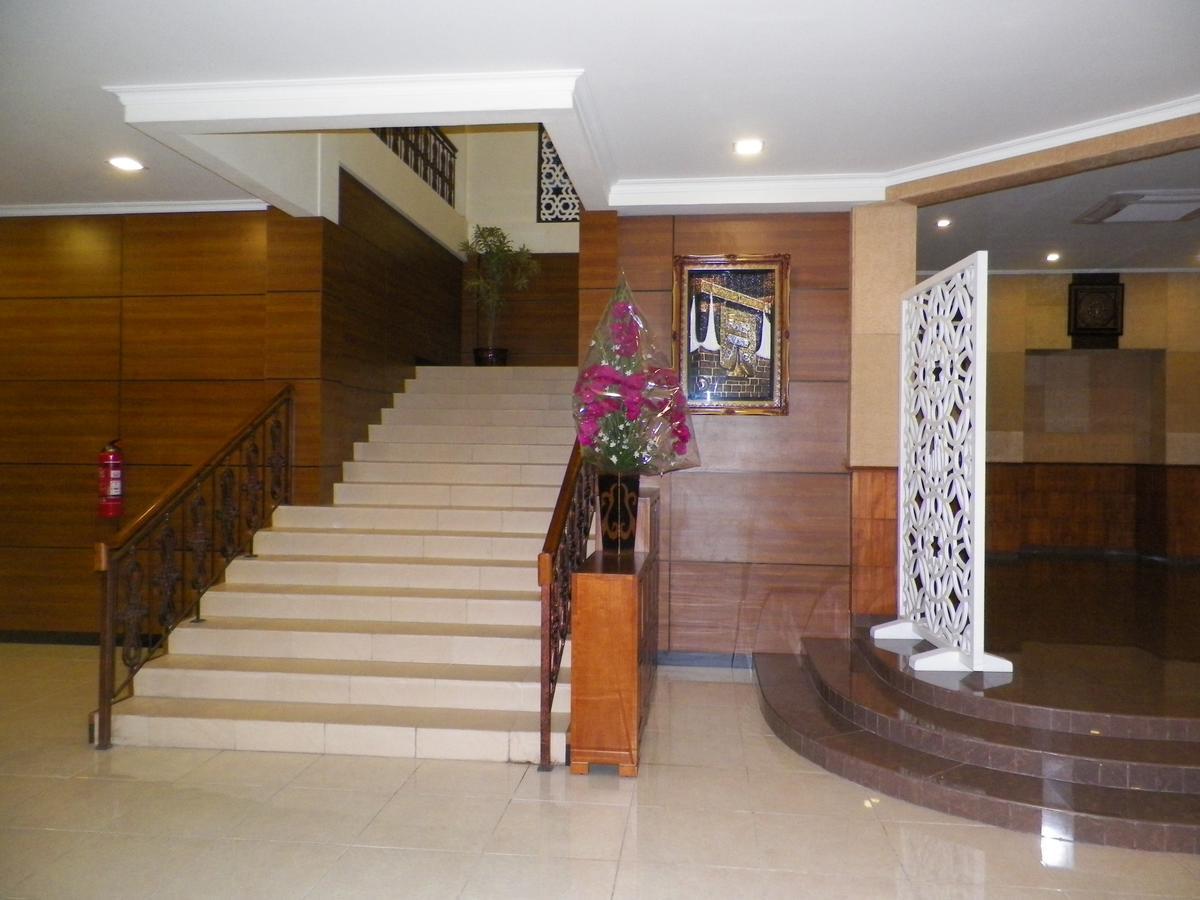 Multazam Hotel Solo المظهر الخارجي الصورة