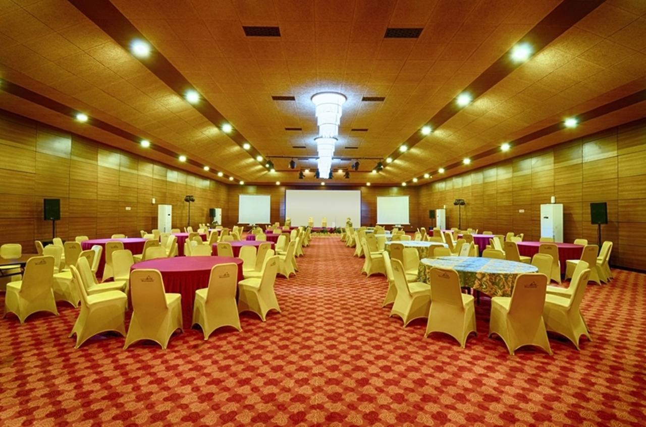Multazam Hotel Solo المظهر الخارجي الصورة